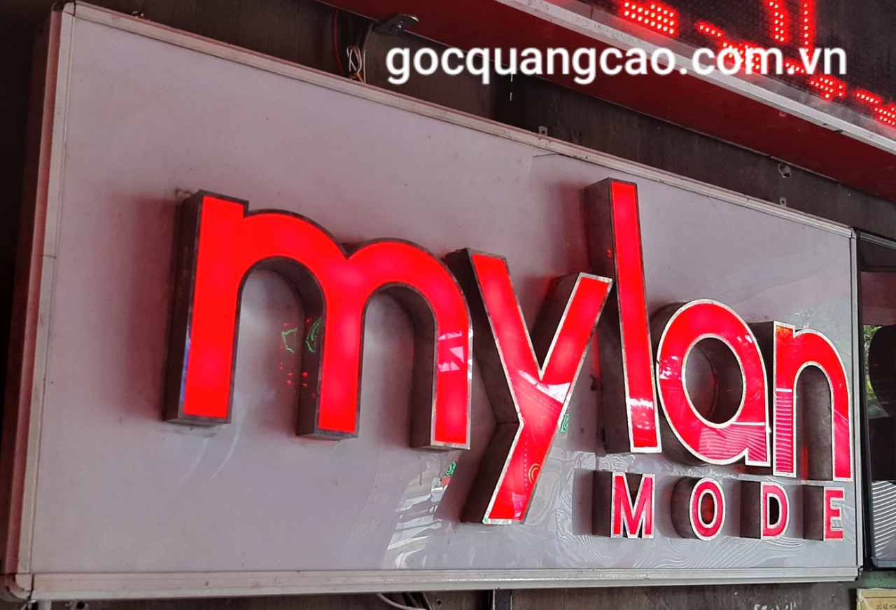 Chữ Inox Lọng Mica